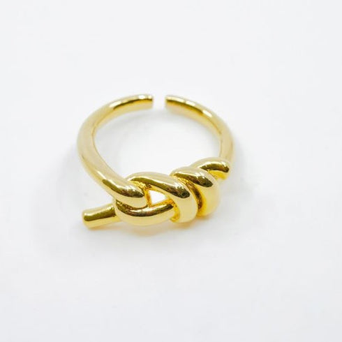 Bolt knot open ring